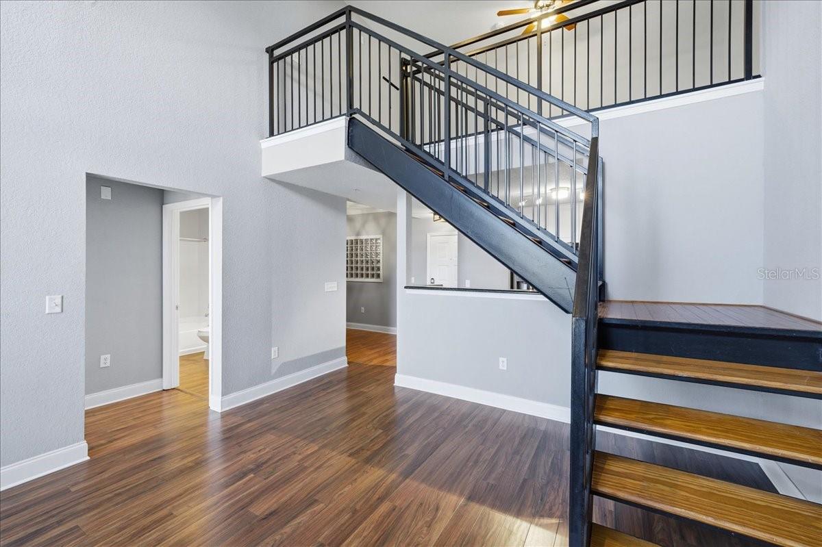 Image 12 of 67 For 4221 Spruce Street 1403