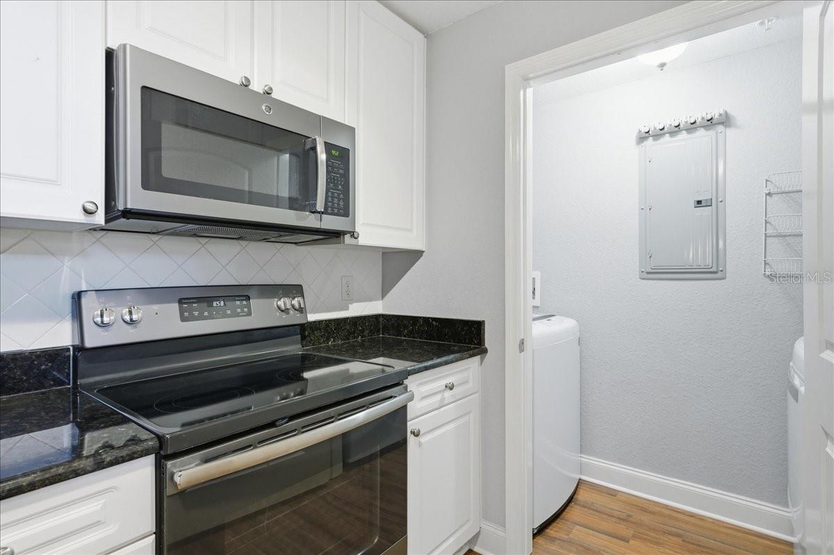 Image 20 of 67 For 4221 Spruce Street 1403