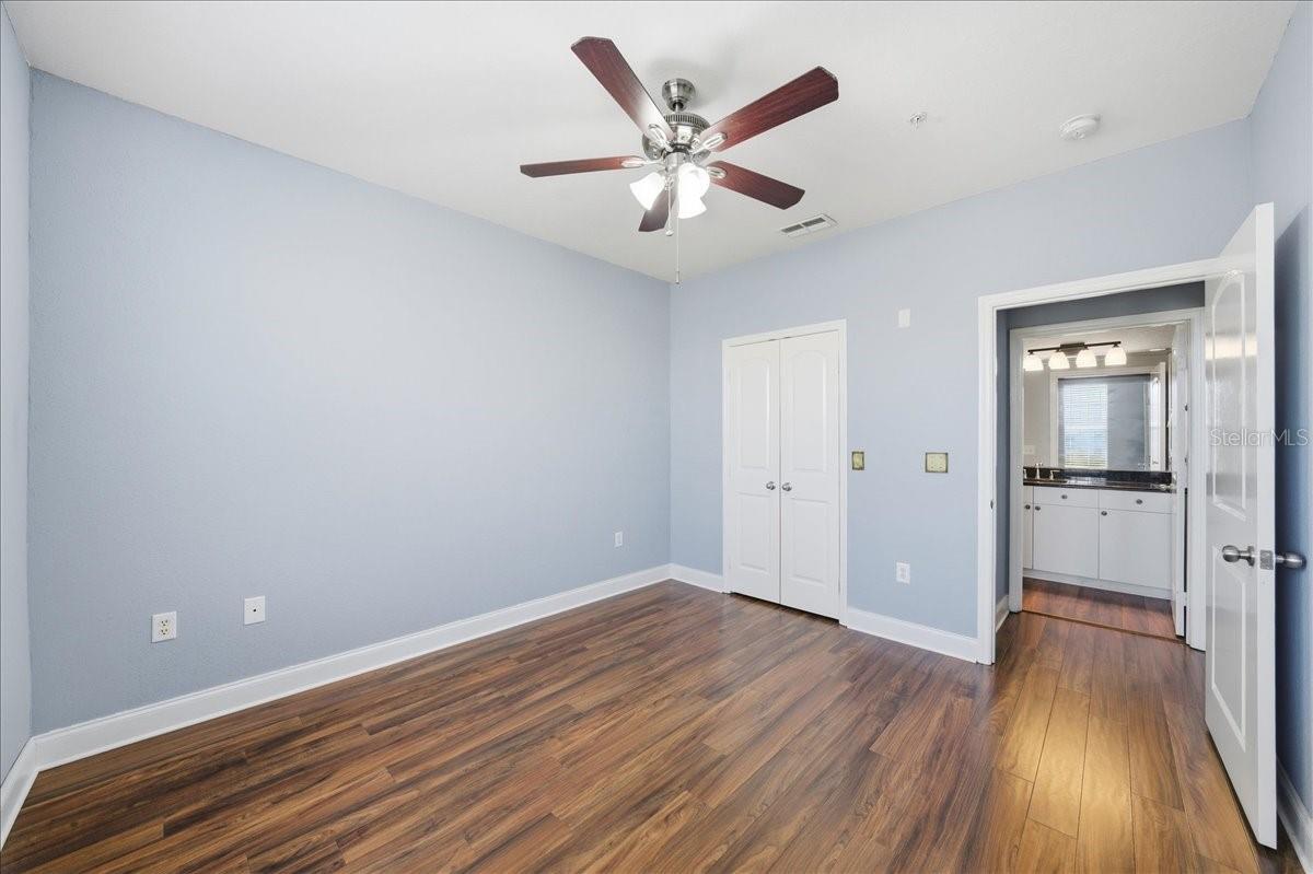 Image 56 of 67 For 4221 Spruce Street 1403