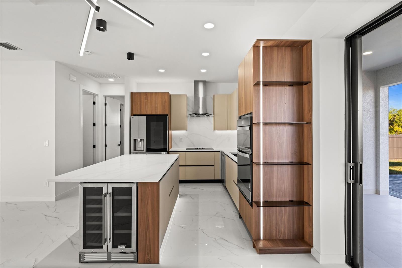 Image 12 of 49 For 1621 23rd Terrace