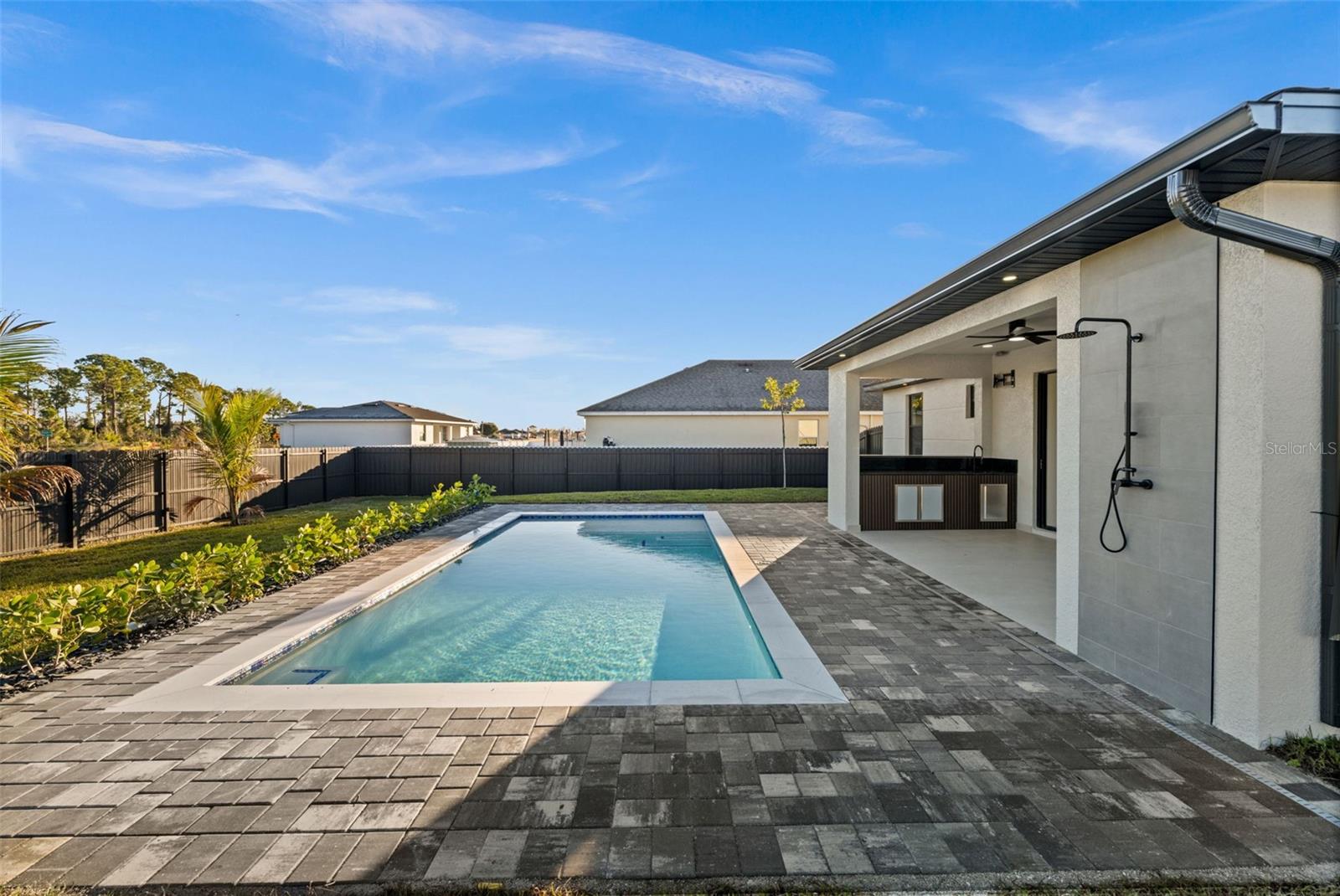 Image 40 of 49 For 1621 23rd Terrace