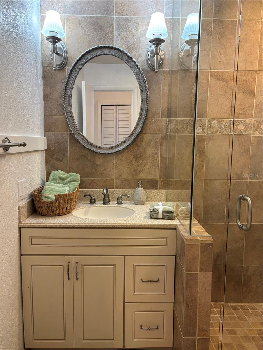 Image 19 of 23 For 8911 Blind Pass Road 322