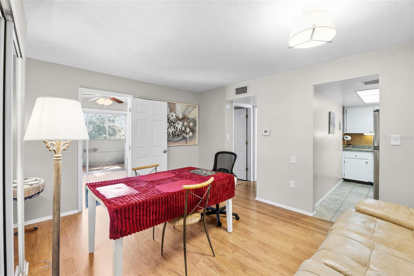 Image 6 of 32 For 100 Waverly Way 201