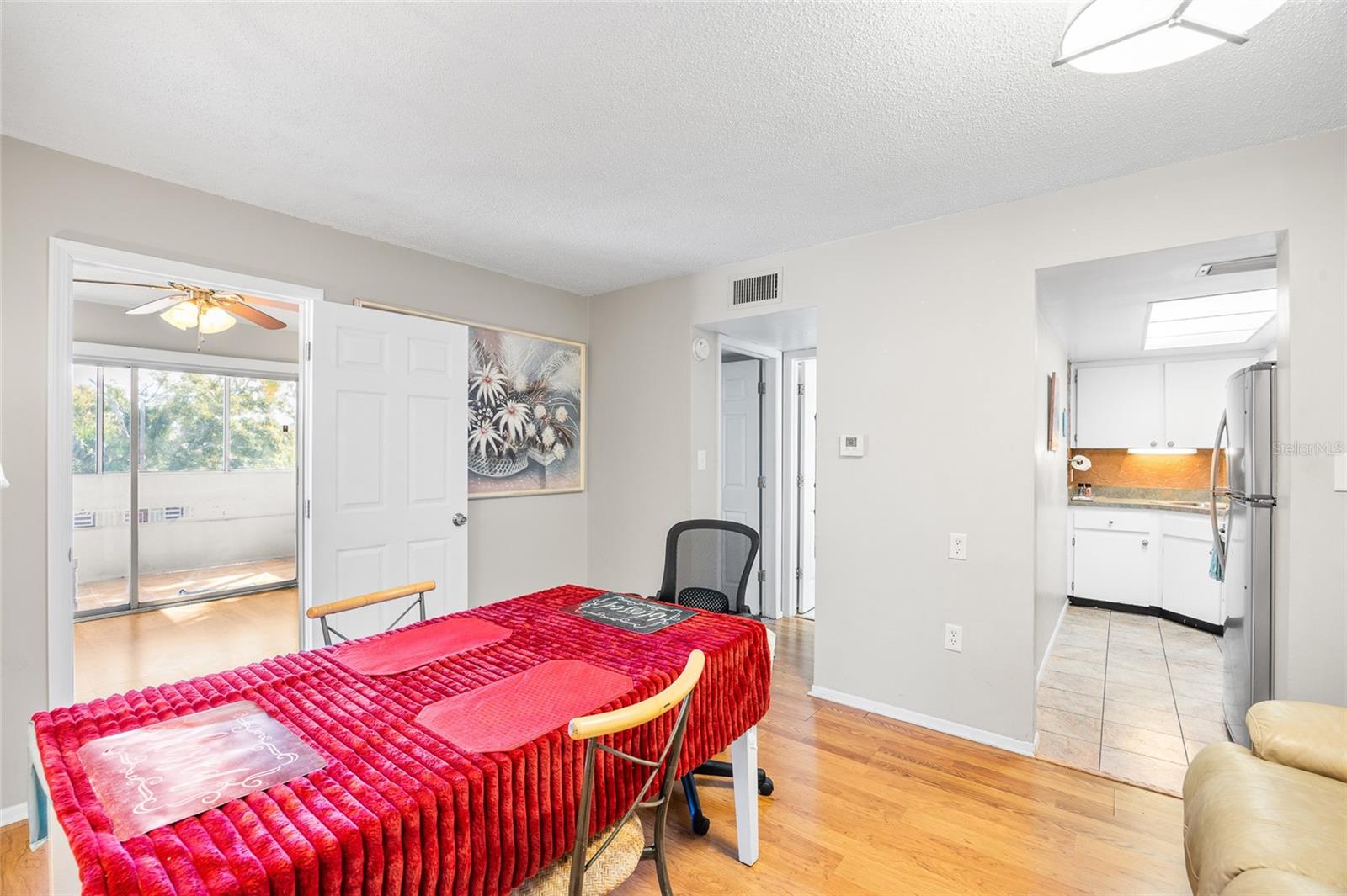 Image 8 of 32 For 100 Waverly Way 201