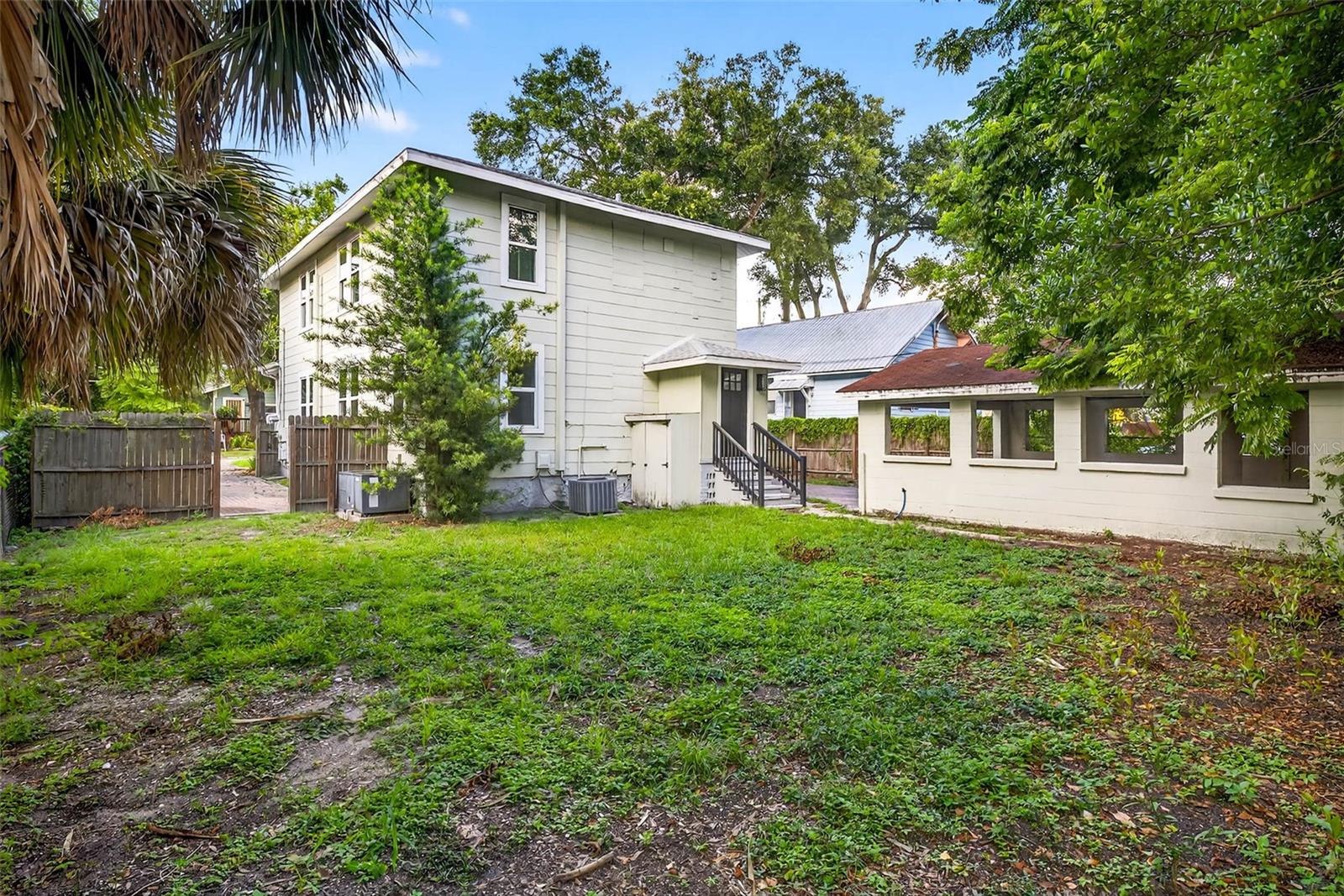 Image 20 of 20 For 809 Baker Street A