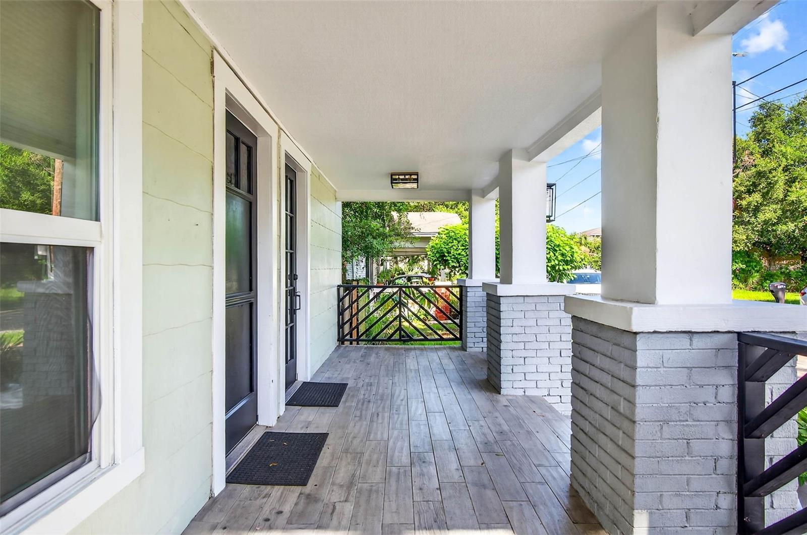 Image 4 of 20 For 809 Baker Street A