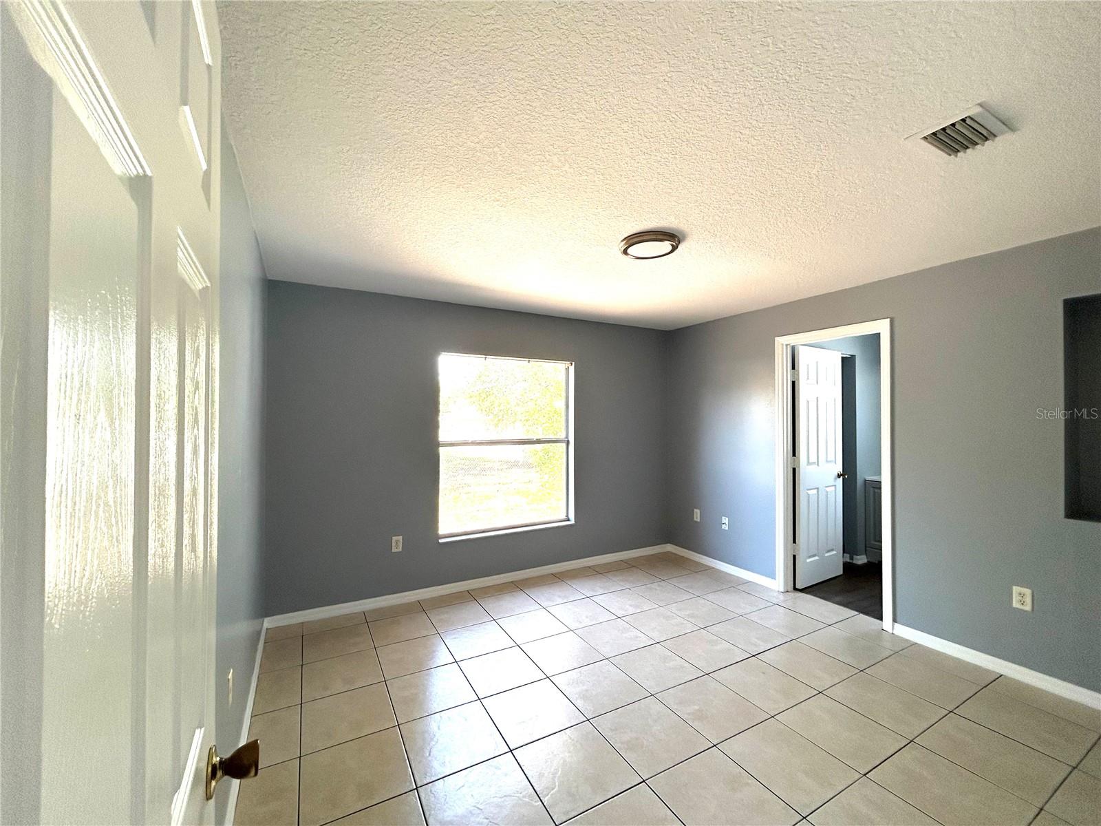 Image 3 of 12 For 3808 Osborne Avenue