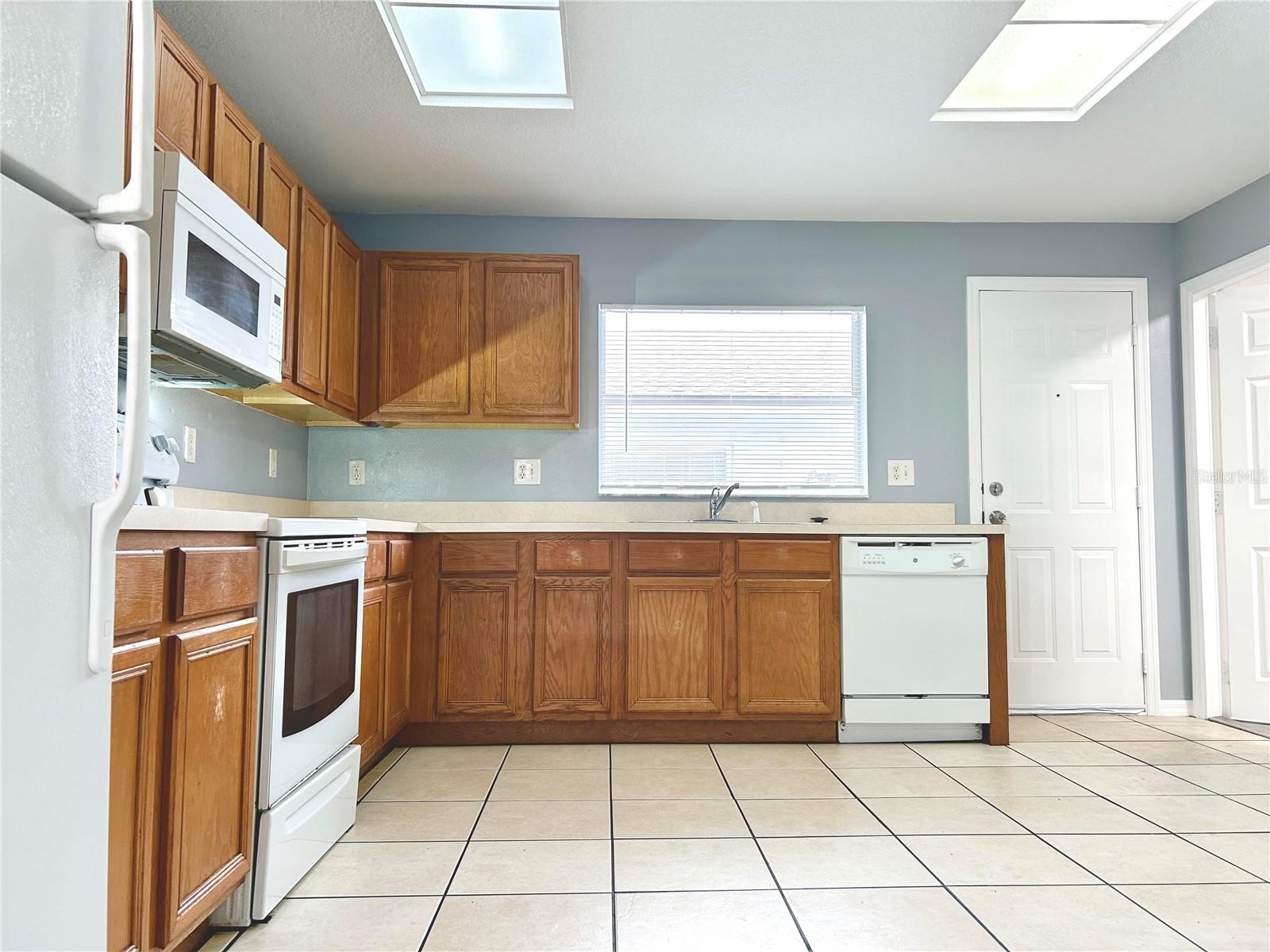 Image 8 of 12 For 3808 Osborne Avenue