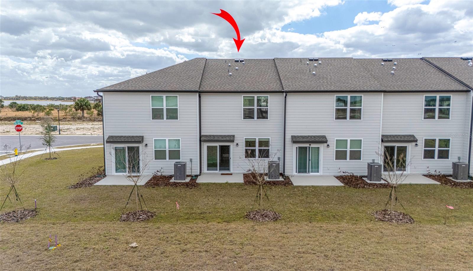 Listing photo id 19 for 1918 Bluewater Lane