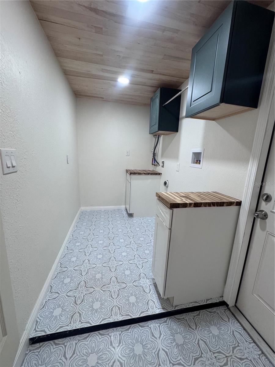 Image 12 of 16 For 903 King Street