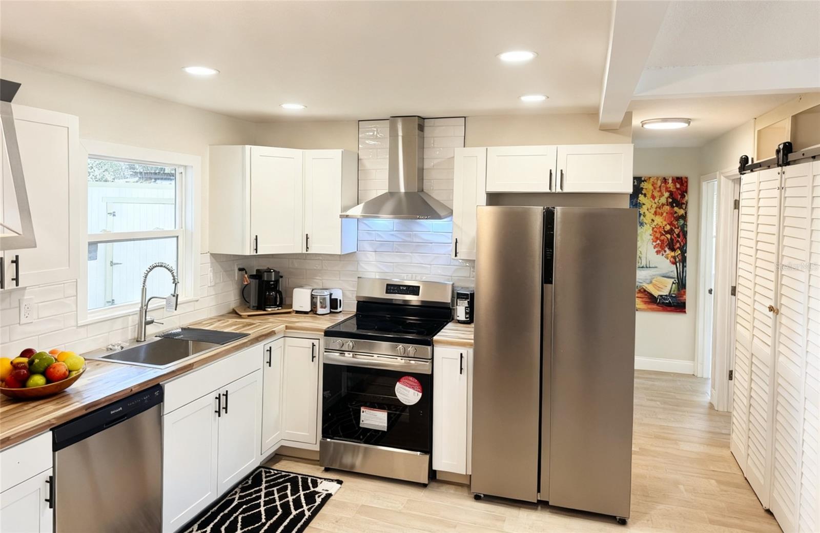 Image 5 of 16 For 903 King Street