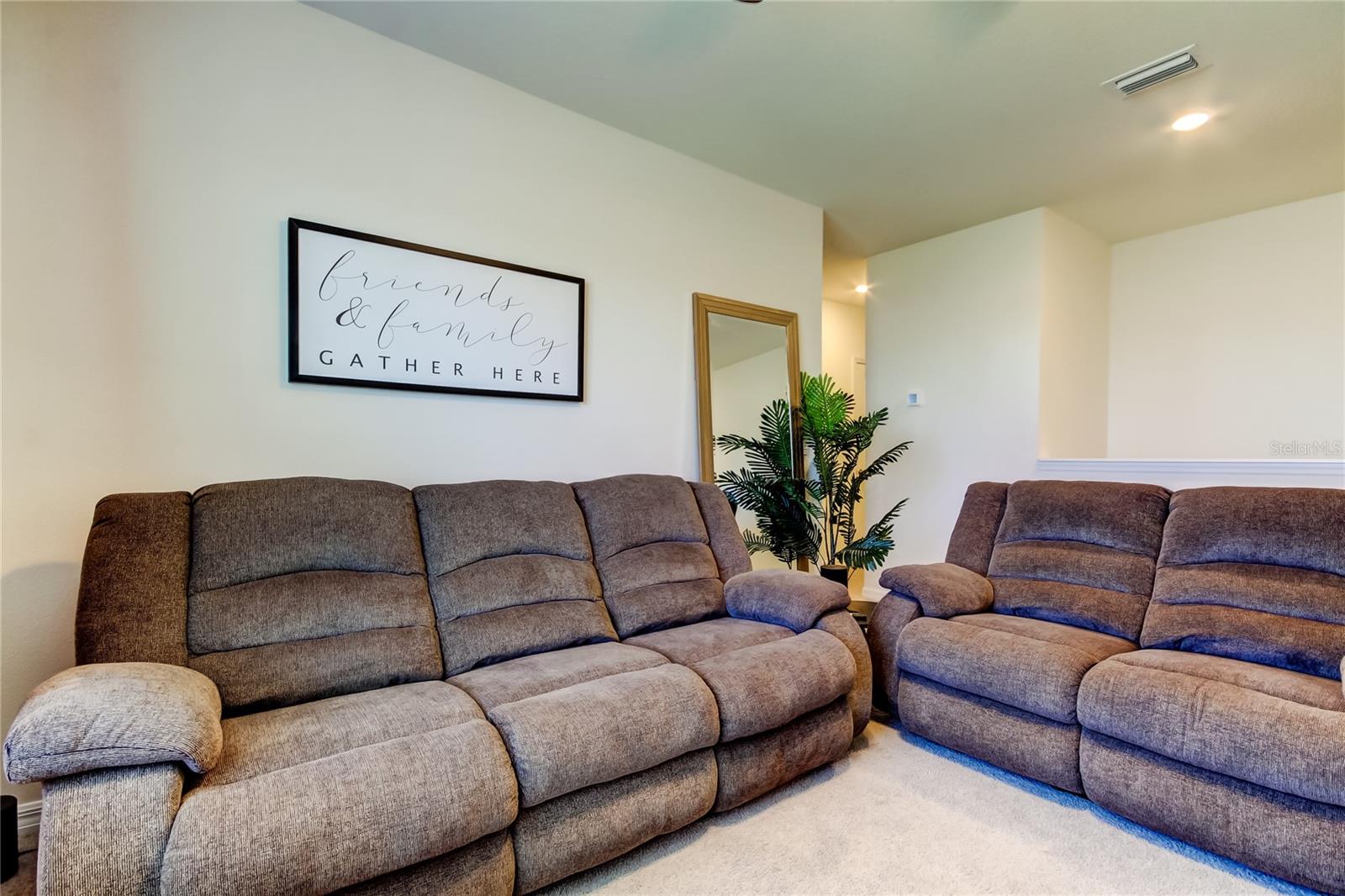 Image 32 of 66 For 2933 Maiden Grass Isle