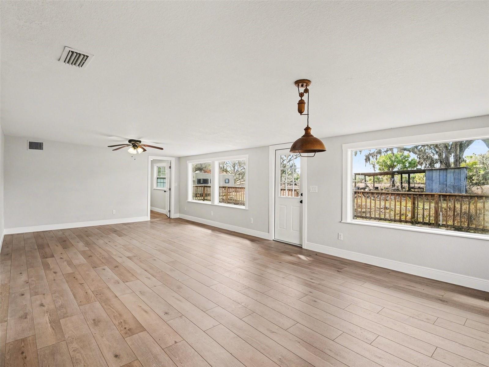 Image 17 of 47 For 6305 Jim Davis Road