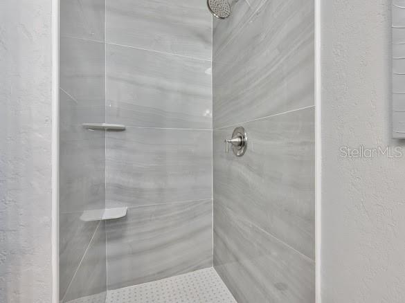 Image 21 of 41 For 6206 Adelia Avenue