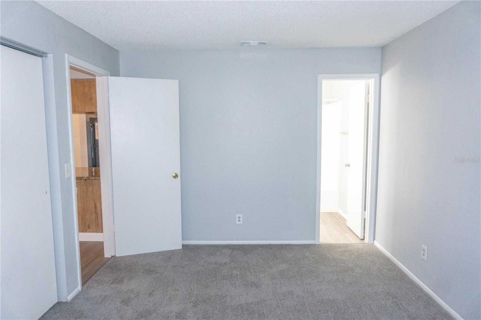 Image 26 of 54 For 616 Golden Raintree Place 616