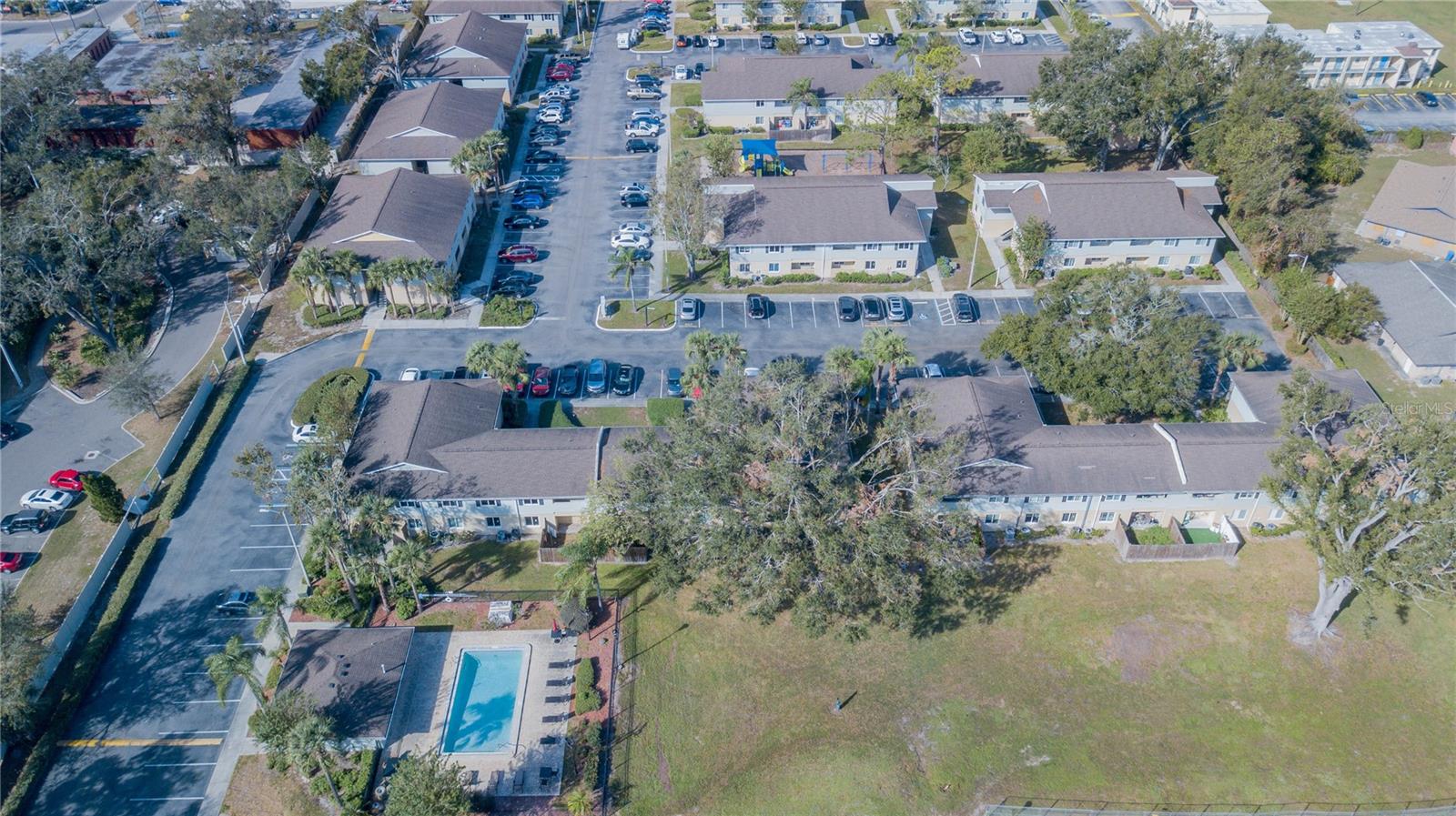 Image 3 of 54 For 616 Golden Raintree Place 616