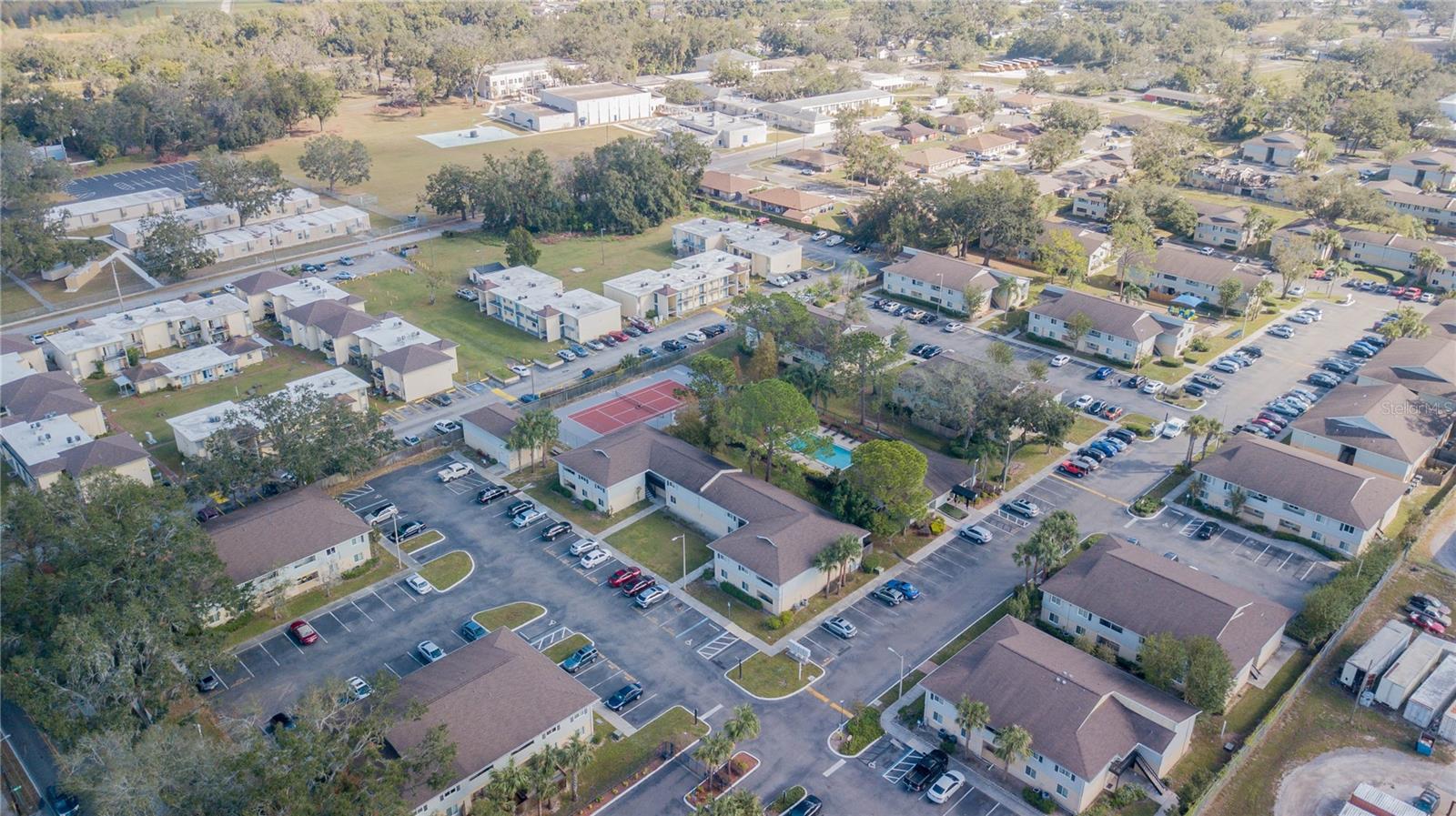 Image 37 of 54 For 616 Golden Raintree Place 616