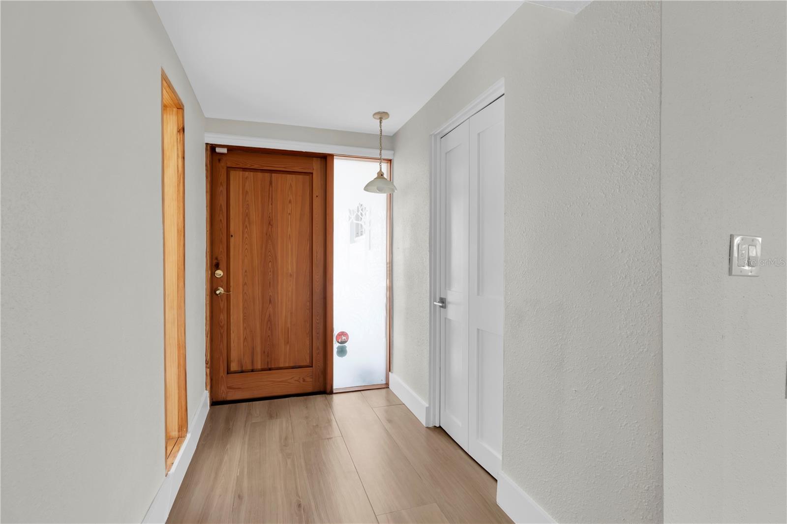 Image 4 of 47 For 8820 Gulf Boulevard