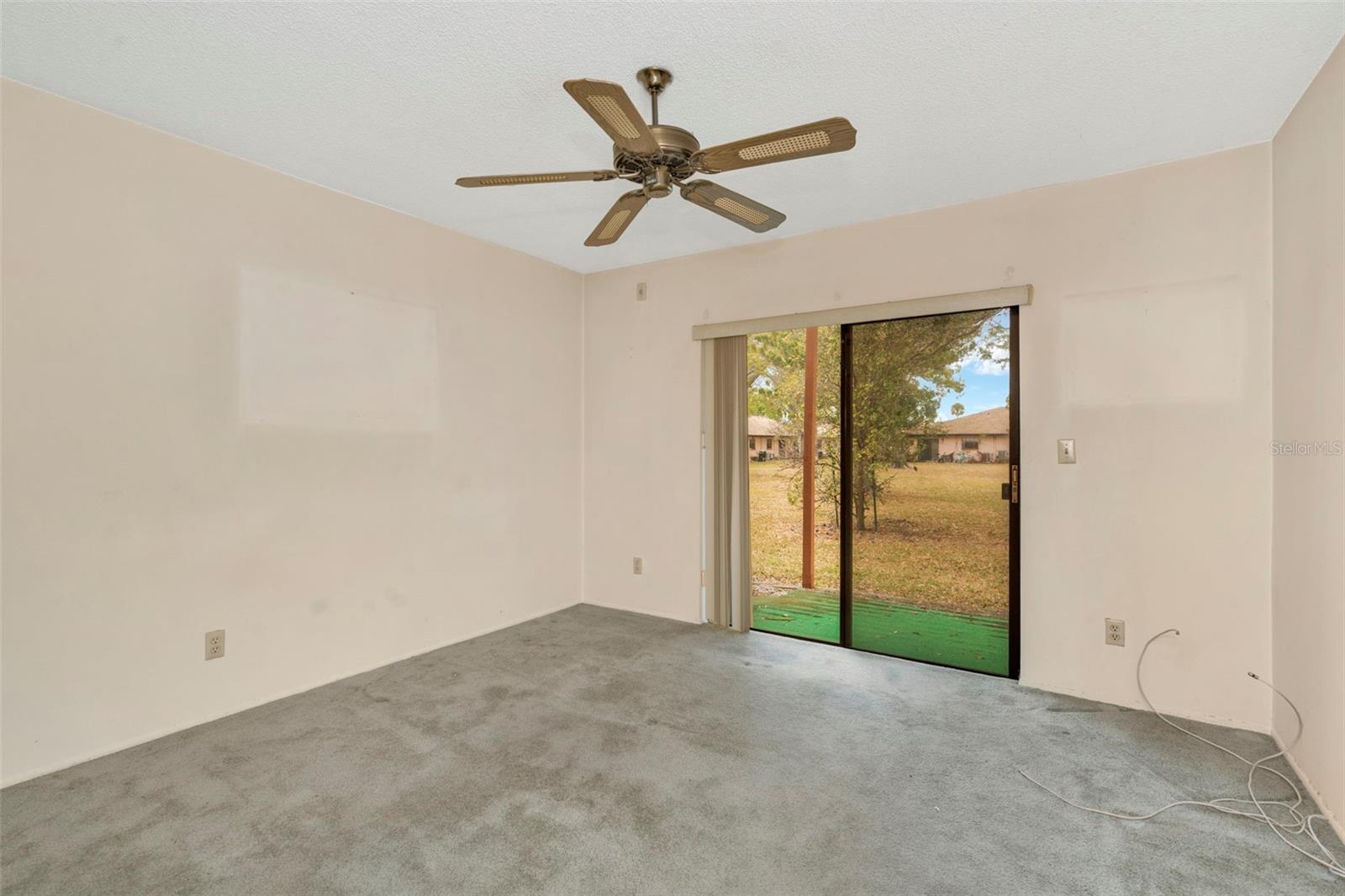 Image 15 of 35 For 13250 Ridge Road 6a3