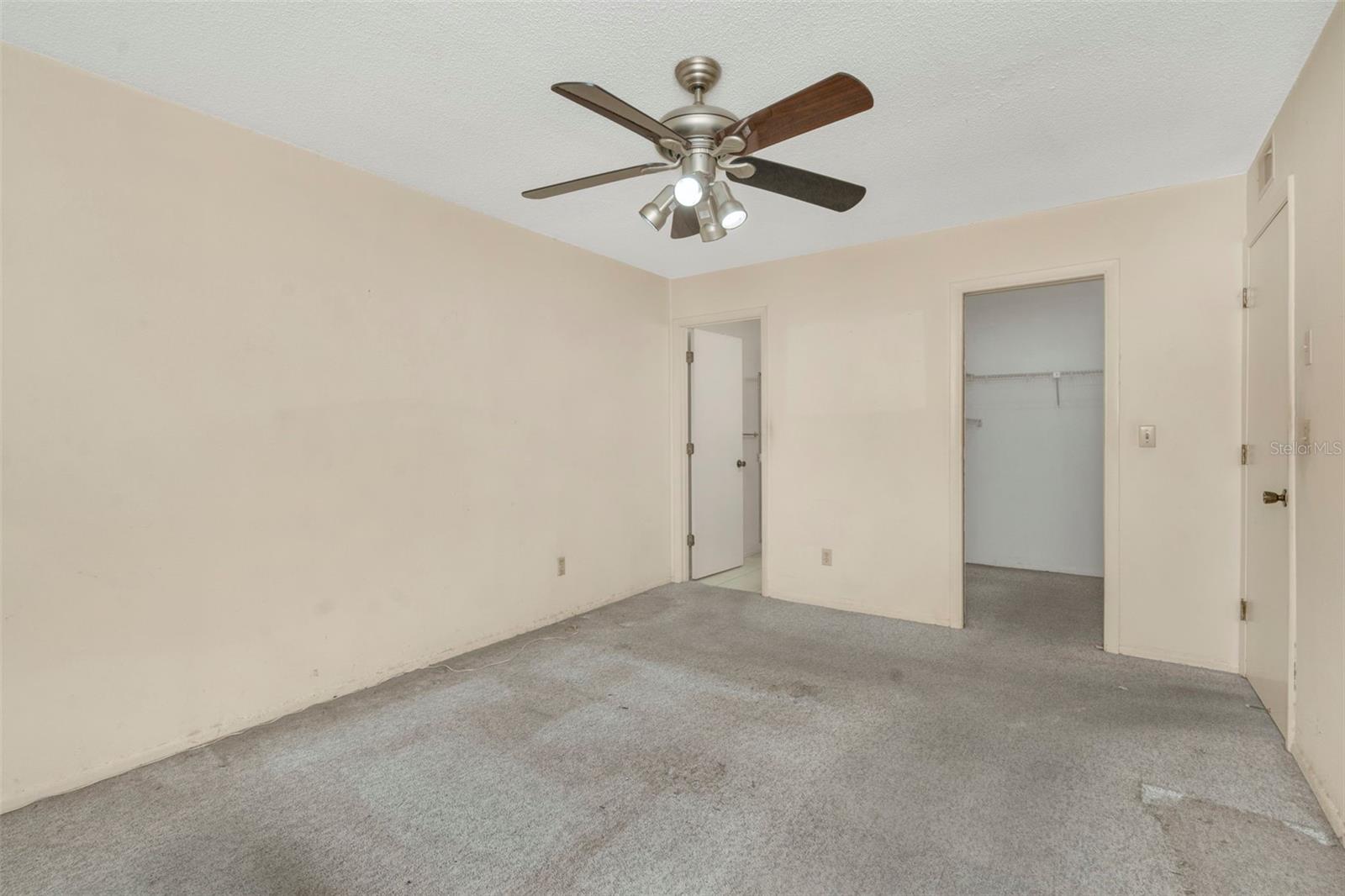 Image 19 of 35 For 13250 Ridge Road 6a3