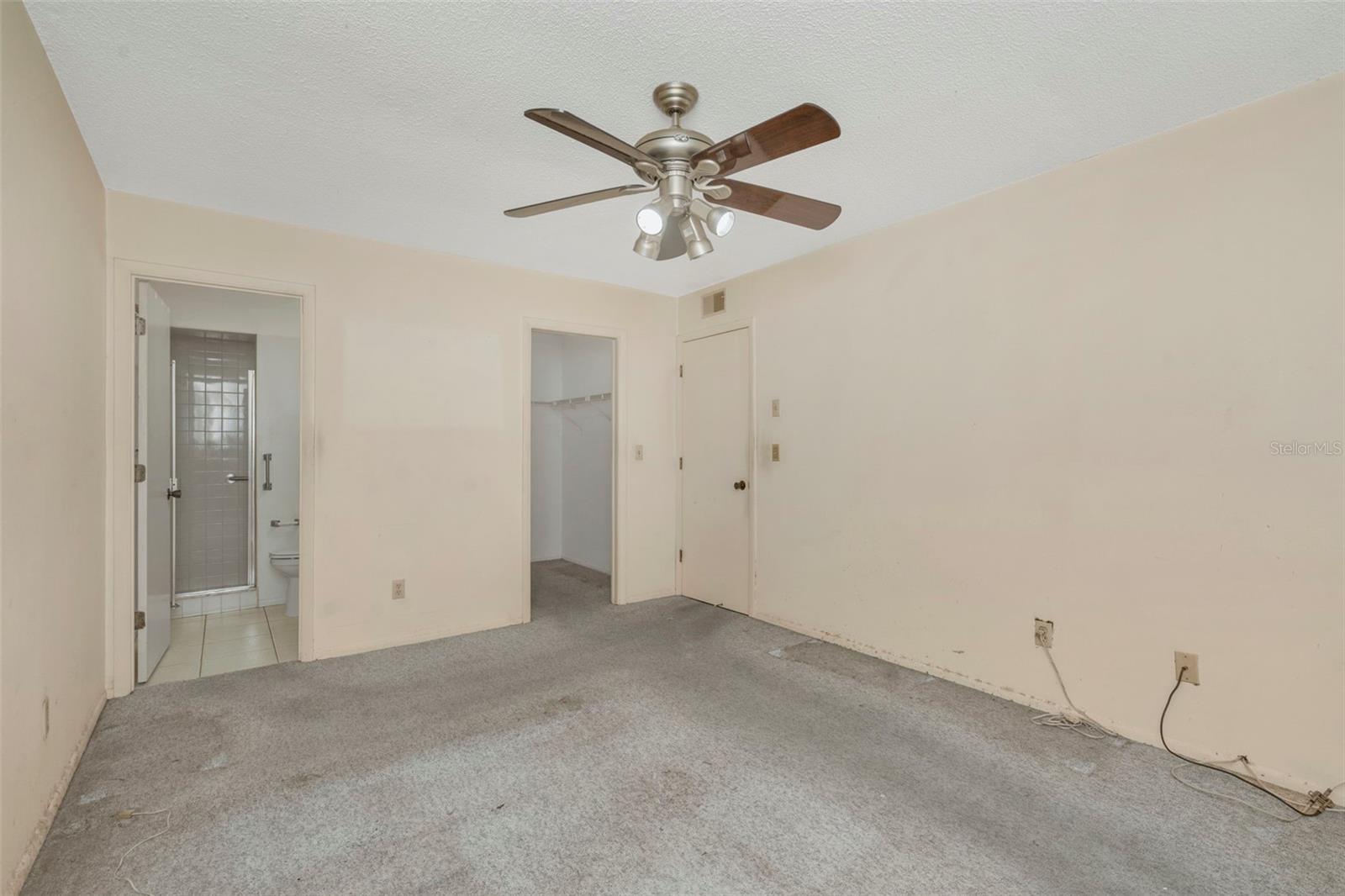 Image 20 of 35 For 13250 Ridge Road 6a3