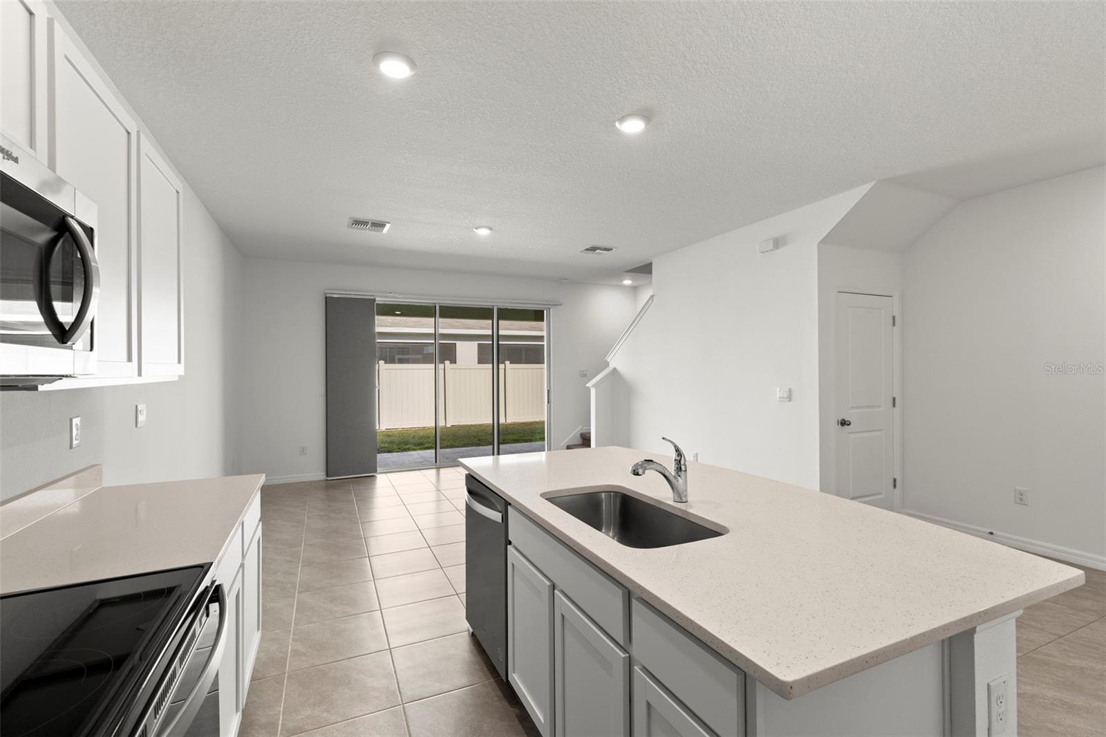 Image 11 of 35 For 17205 Bigleaf Mahogany Lane