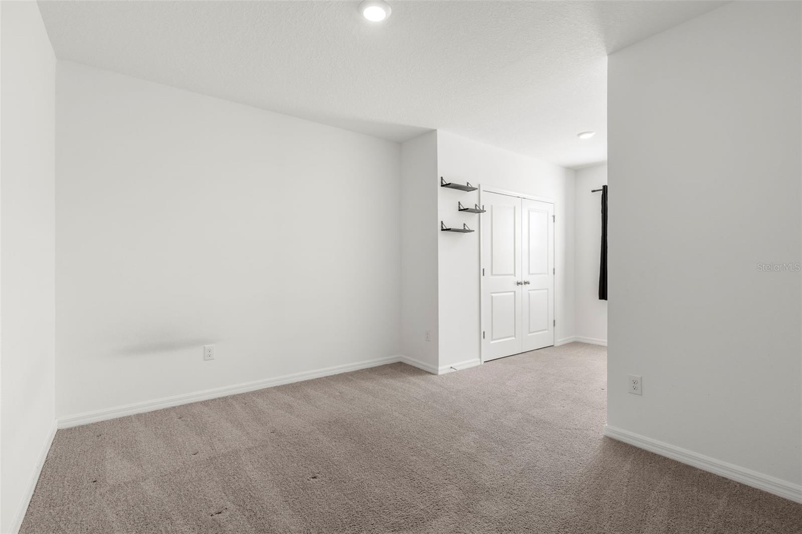 Image 22 of 35 For 17205 Bigleaf Mahogany Lane