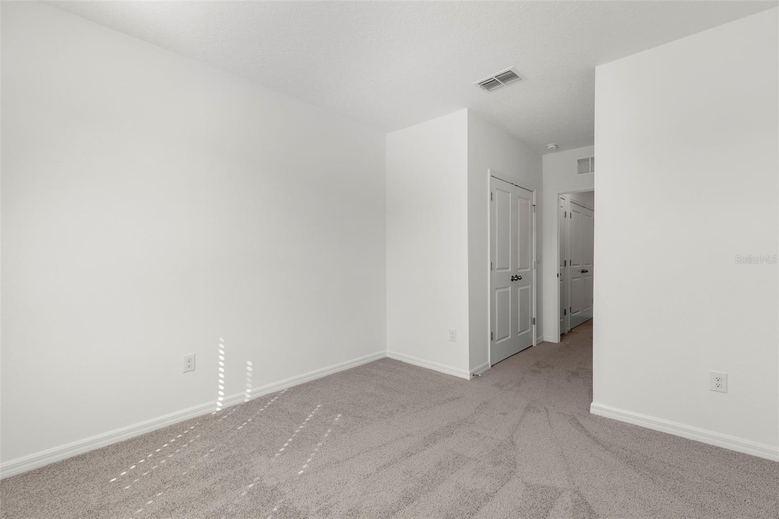 Image 25 of 35 For 17205 Bigleaf Mahogany Lane