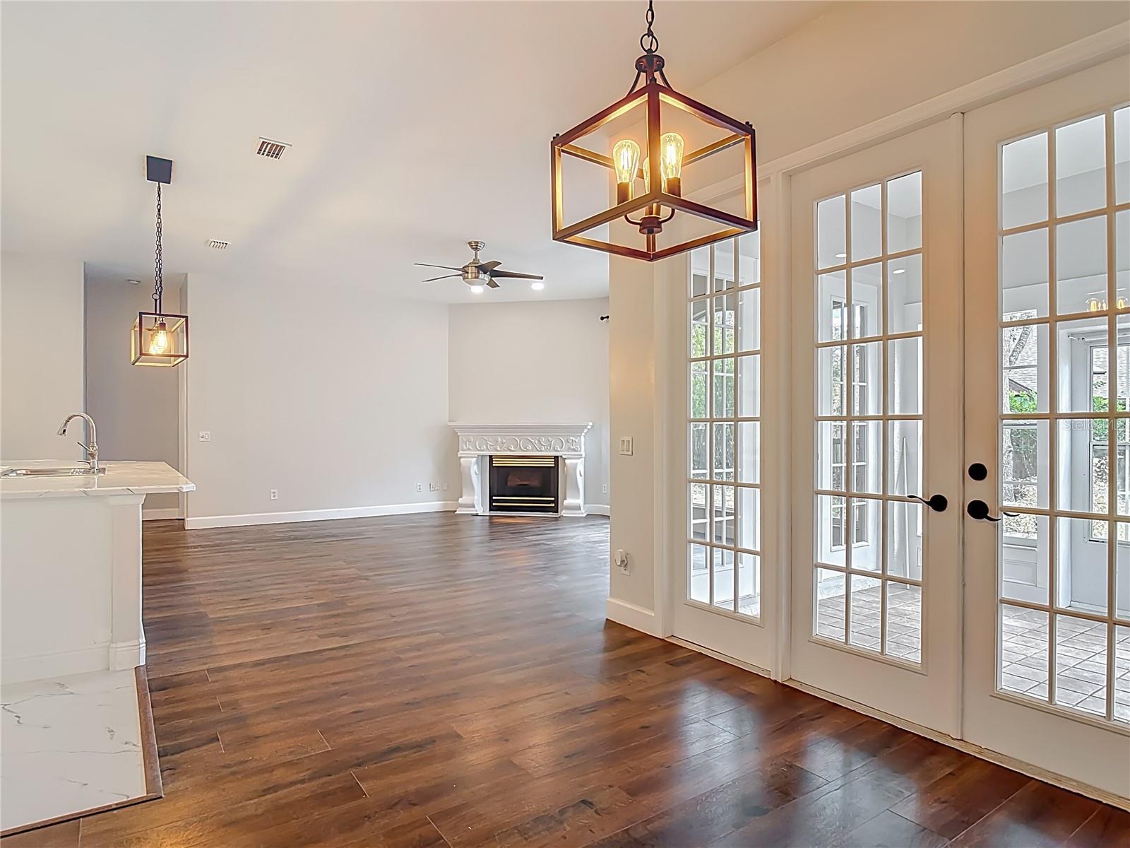 Image 29 of 69 For 6 Lionshead Drive