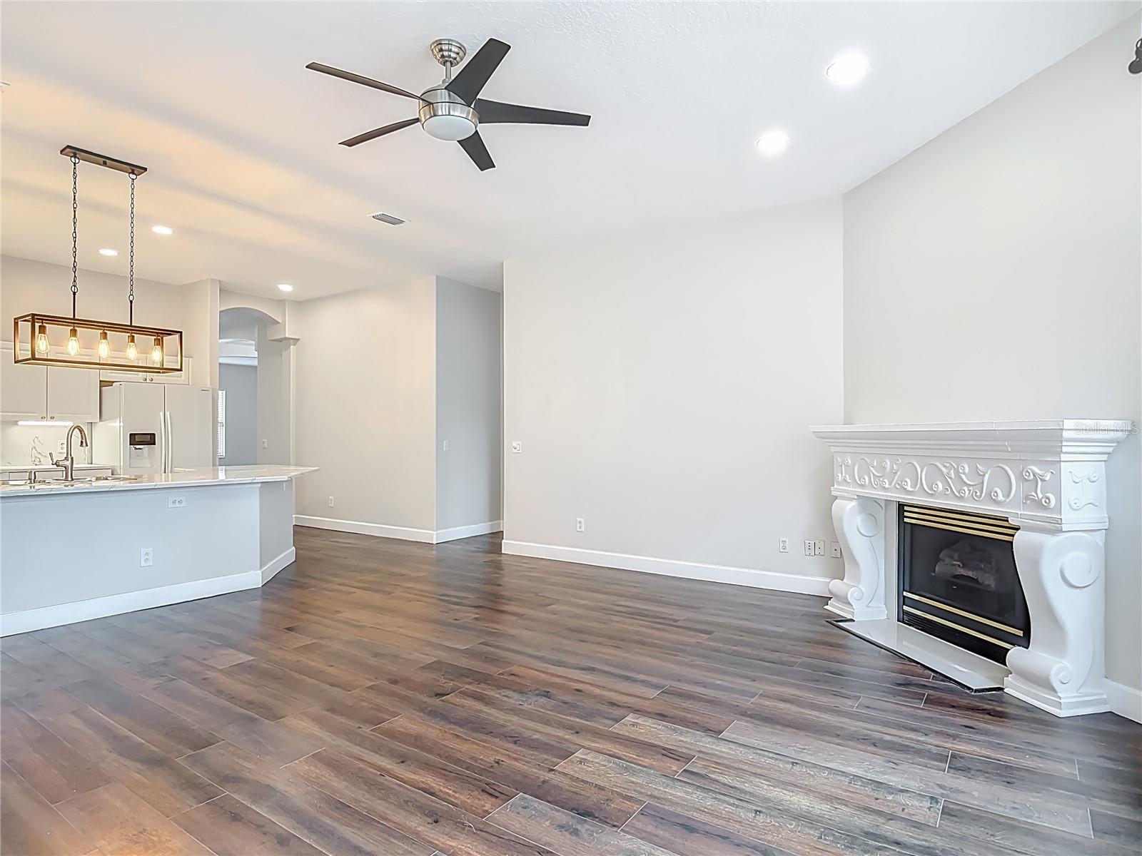 Image 35 of 69 For 6 Lionshead Drive