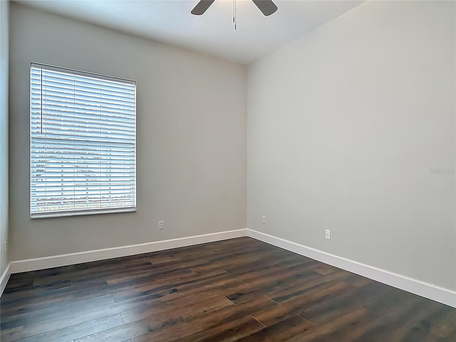 Image 41 of 69 For 6 Lionshead Drive