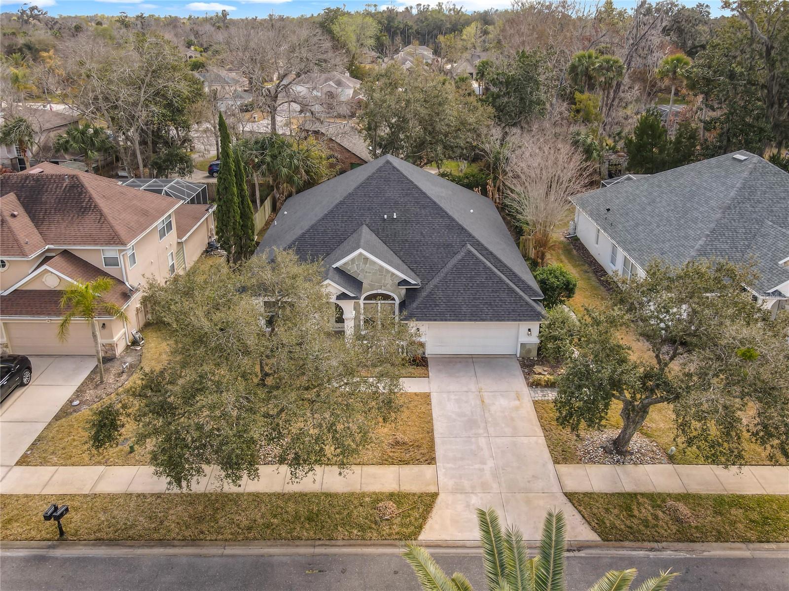 Image 5 of 69 For 6 Lionshead Drive