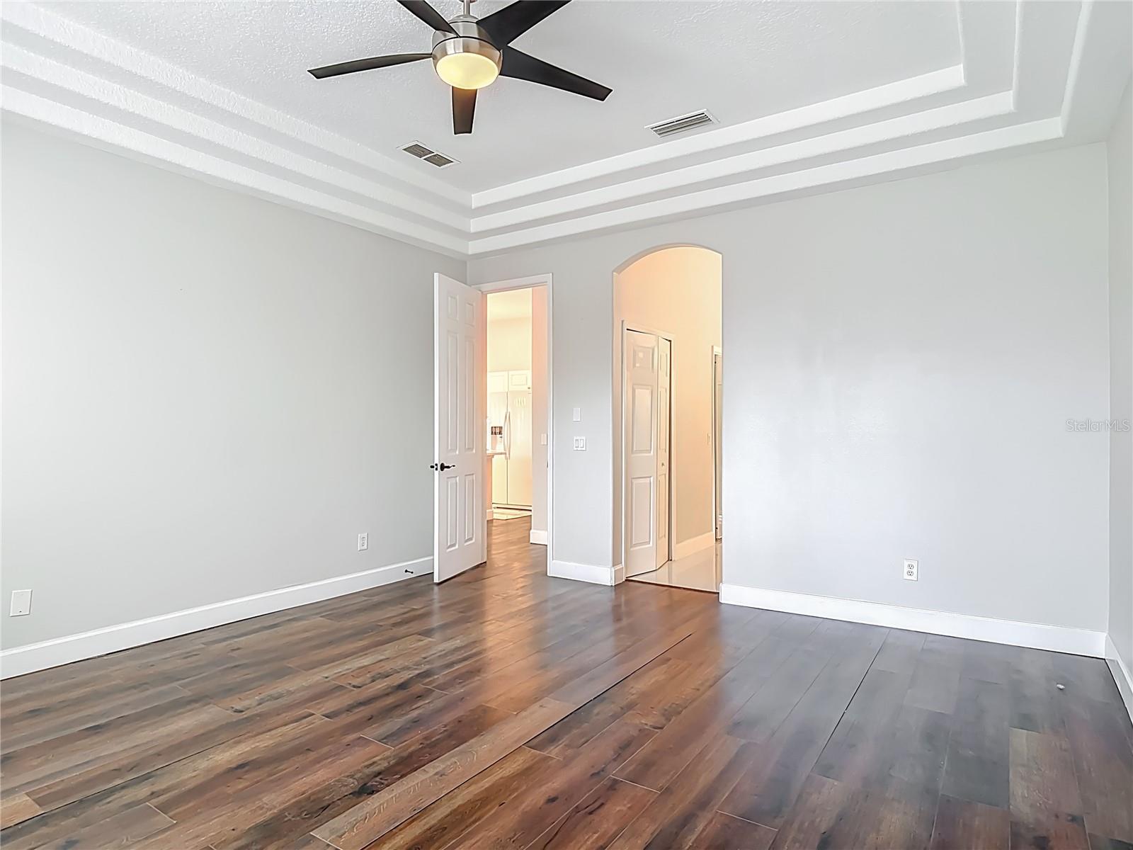 Image 52 of 69 For 6 Lionshead Drive