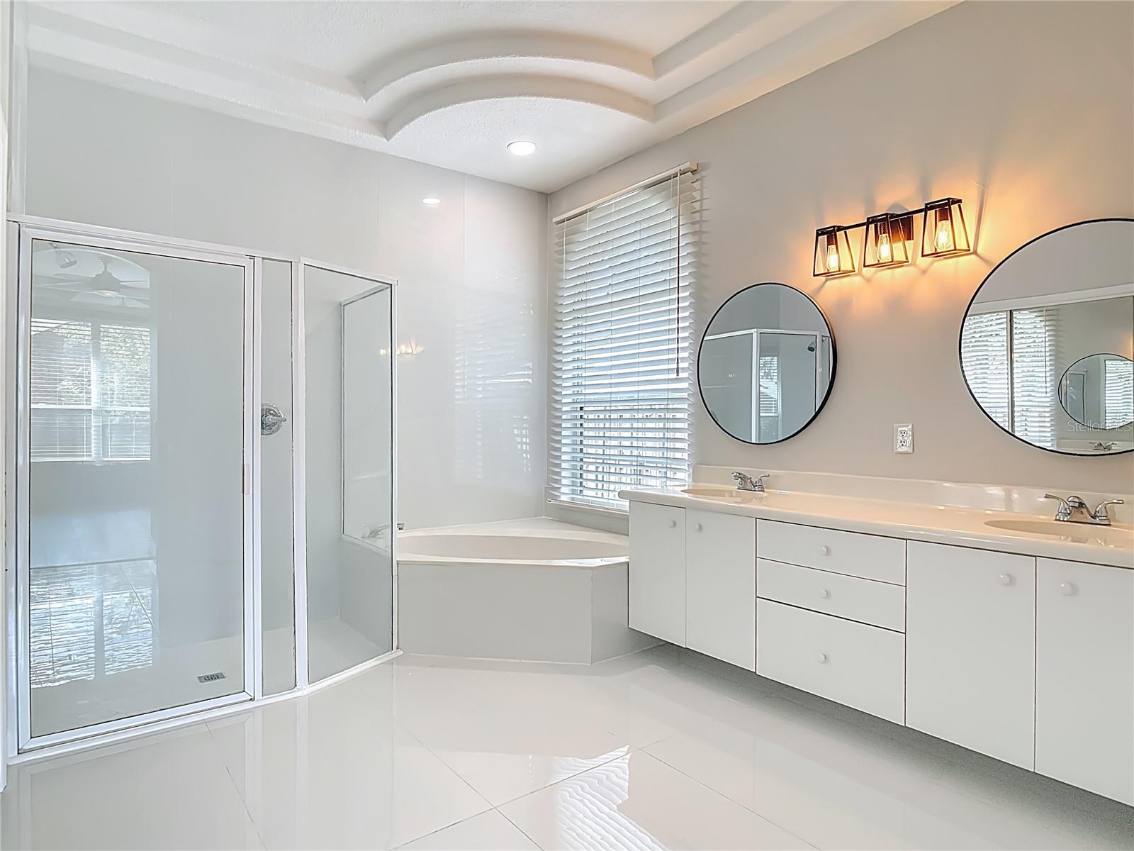 Image 55 of 69 For 6 Lionshead Drive