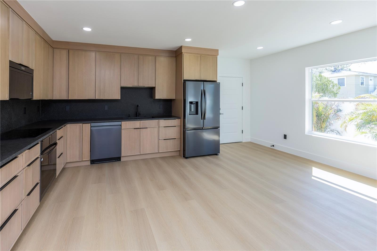 Image 16 of 56 For 1834-1836 19th Street S