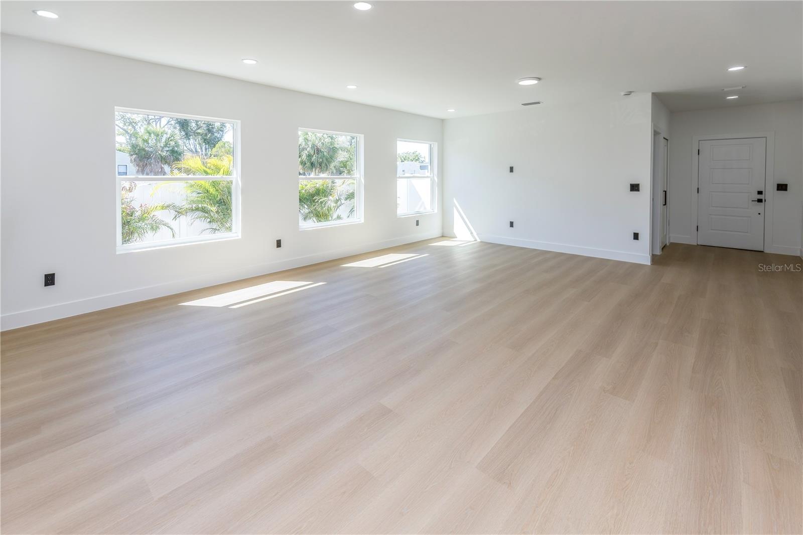 Image 18 of 56 For 1834-1836 19th Street S