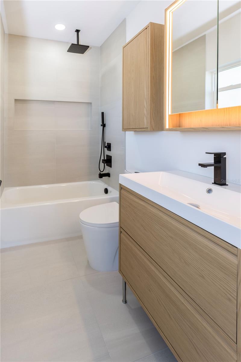 Image 8 of 56 For 1834-1836 19th Street S