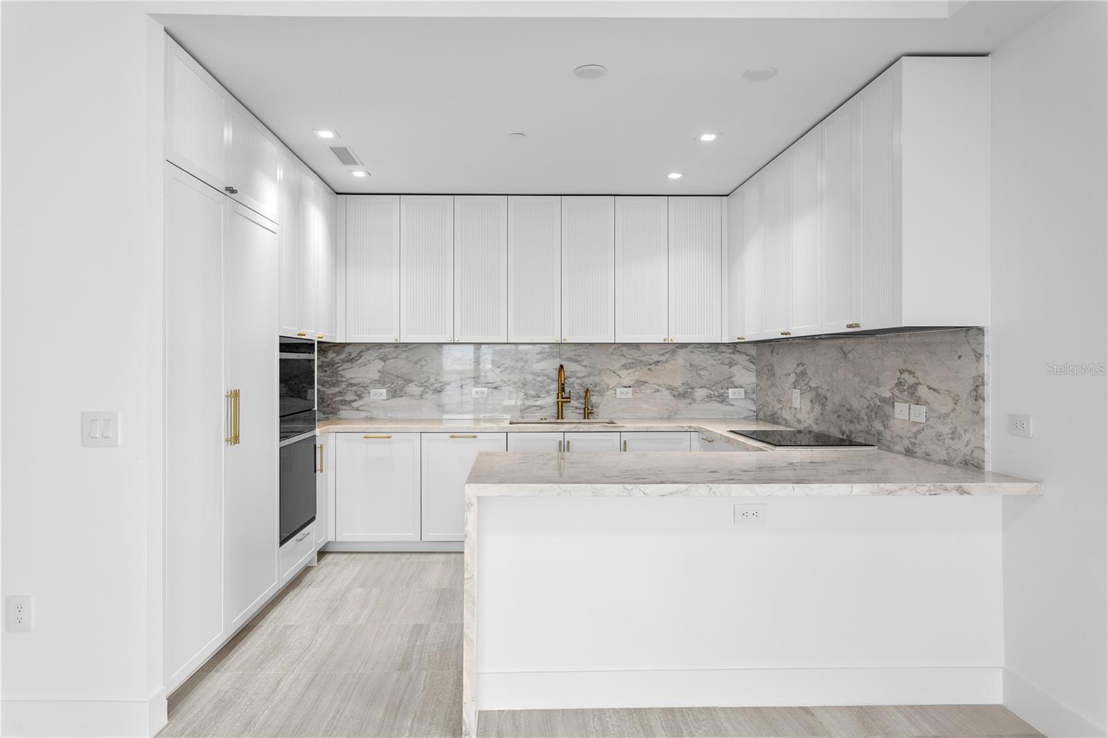 Image 17 of 47 For 3015 Ysabella Avenue 1601