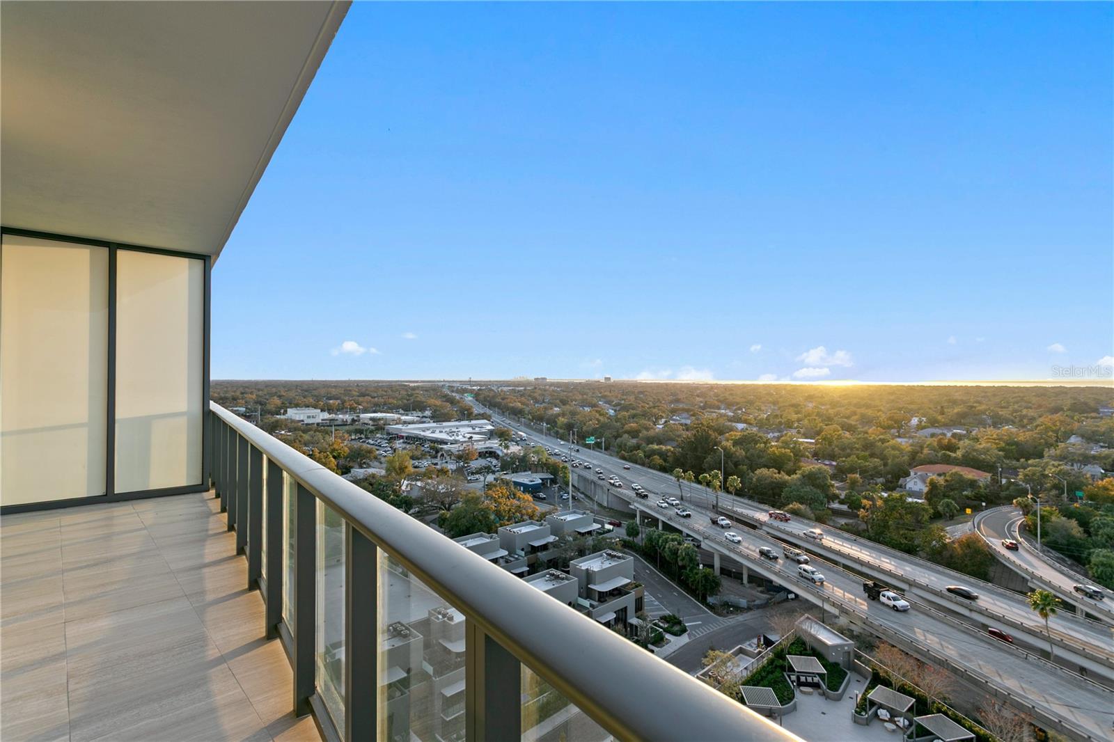 Image 27 of 47 For 3015 Ysabella Avenue 1601