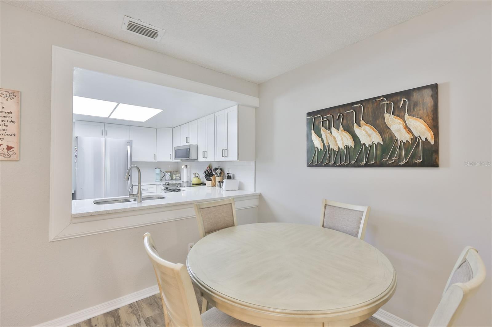 Image 14 of 43 For 2009 Halmrock Place 176