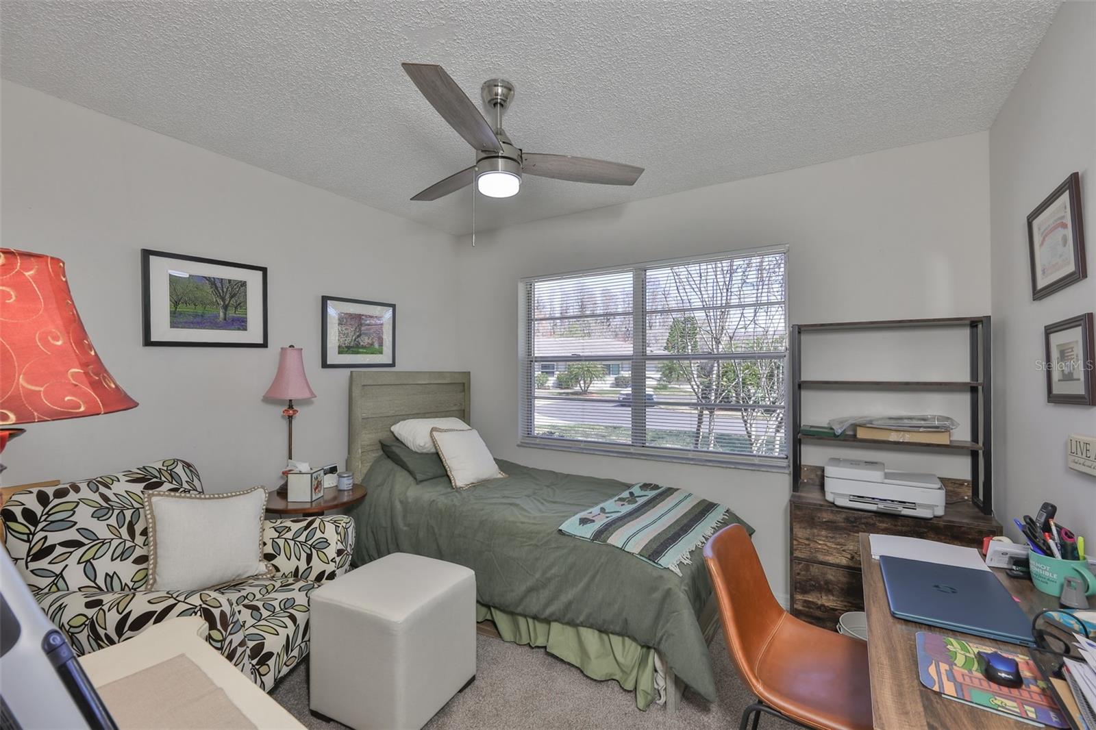 Image 25 of 43 For 2009 Halmrock Place 176