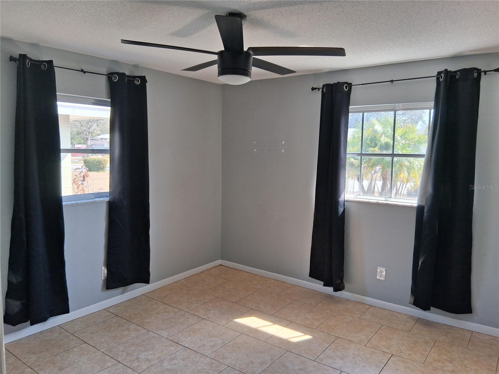 Image 10 of 19 For 10939 103rd Avenue