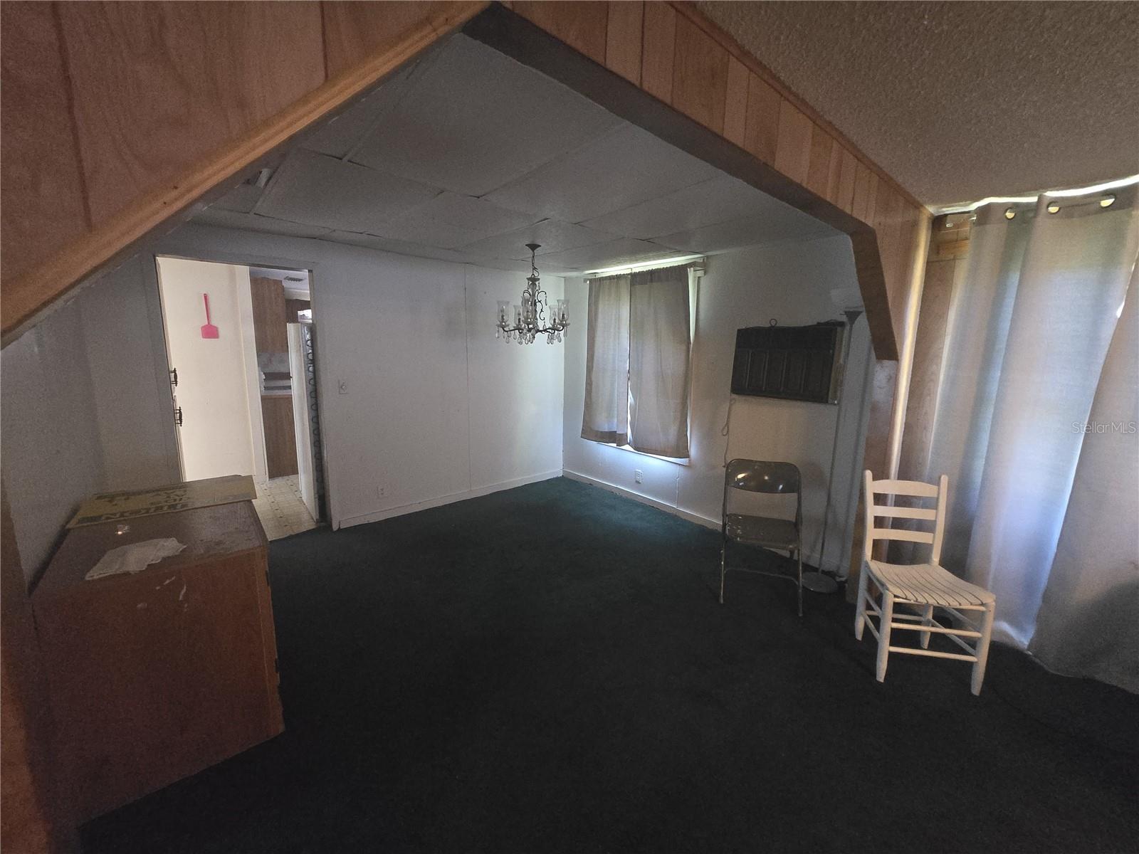 Image 28 of 29 For 171 Putnam Grove Road