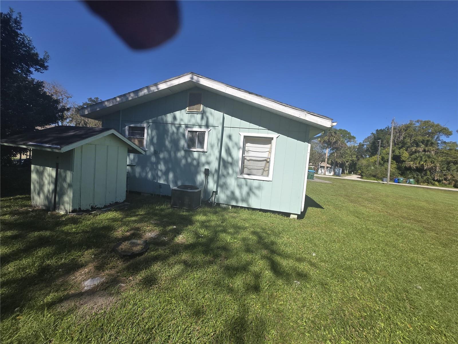 Image 5 of 29 For 171 Putnam Grove Road