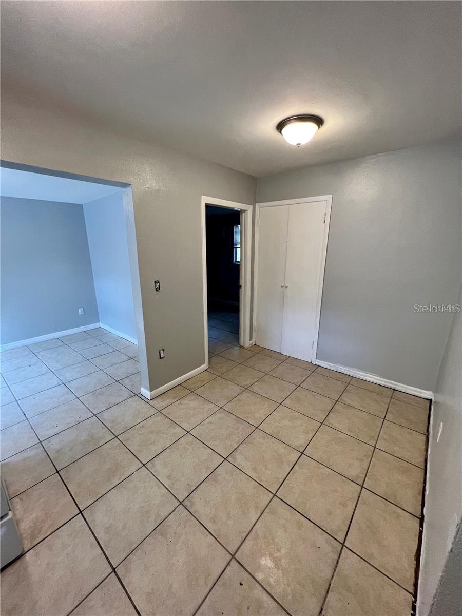 Image 3 of 6 For 908 Beverly Avenue B