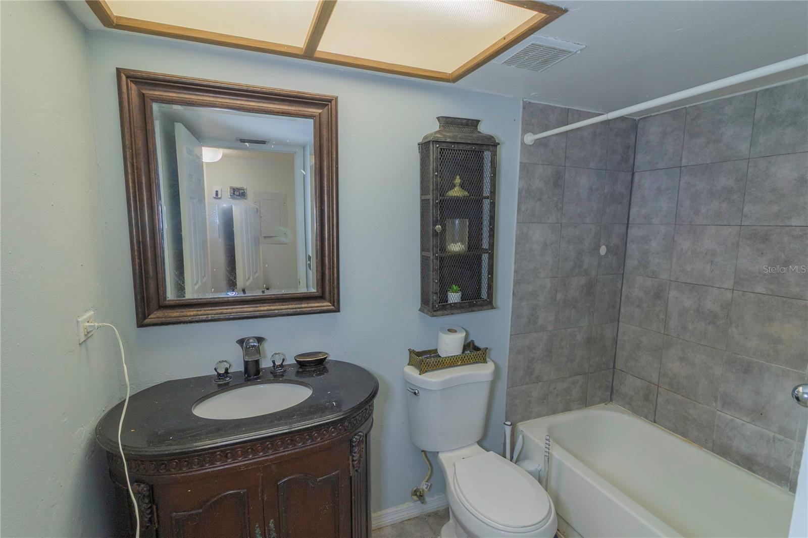 Image 14 of 23 For 4605 Puritan Road 4605