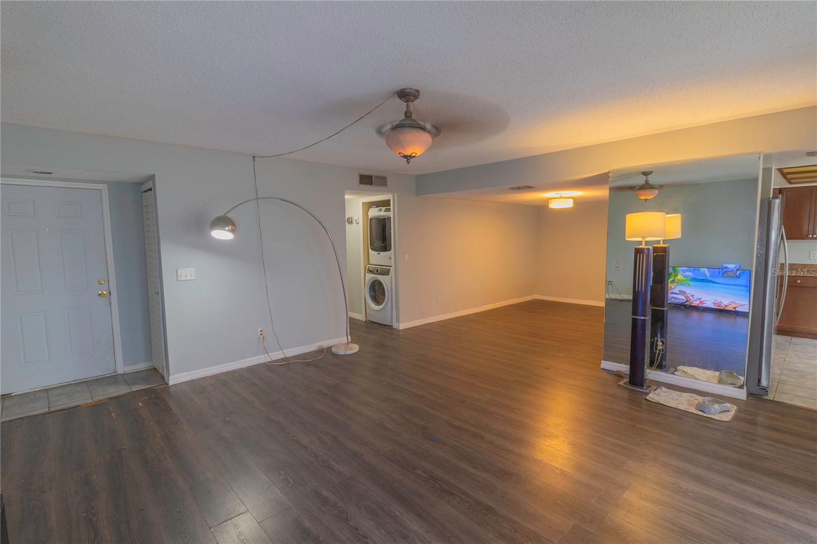 Image 5 of 23 For 4605 Puritan Road 4605