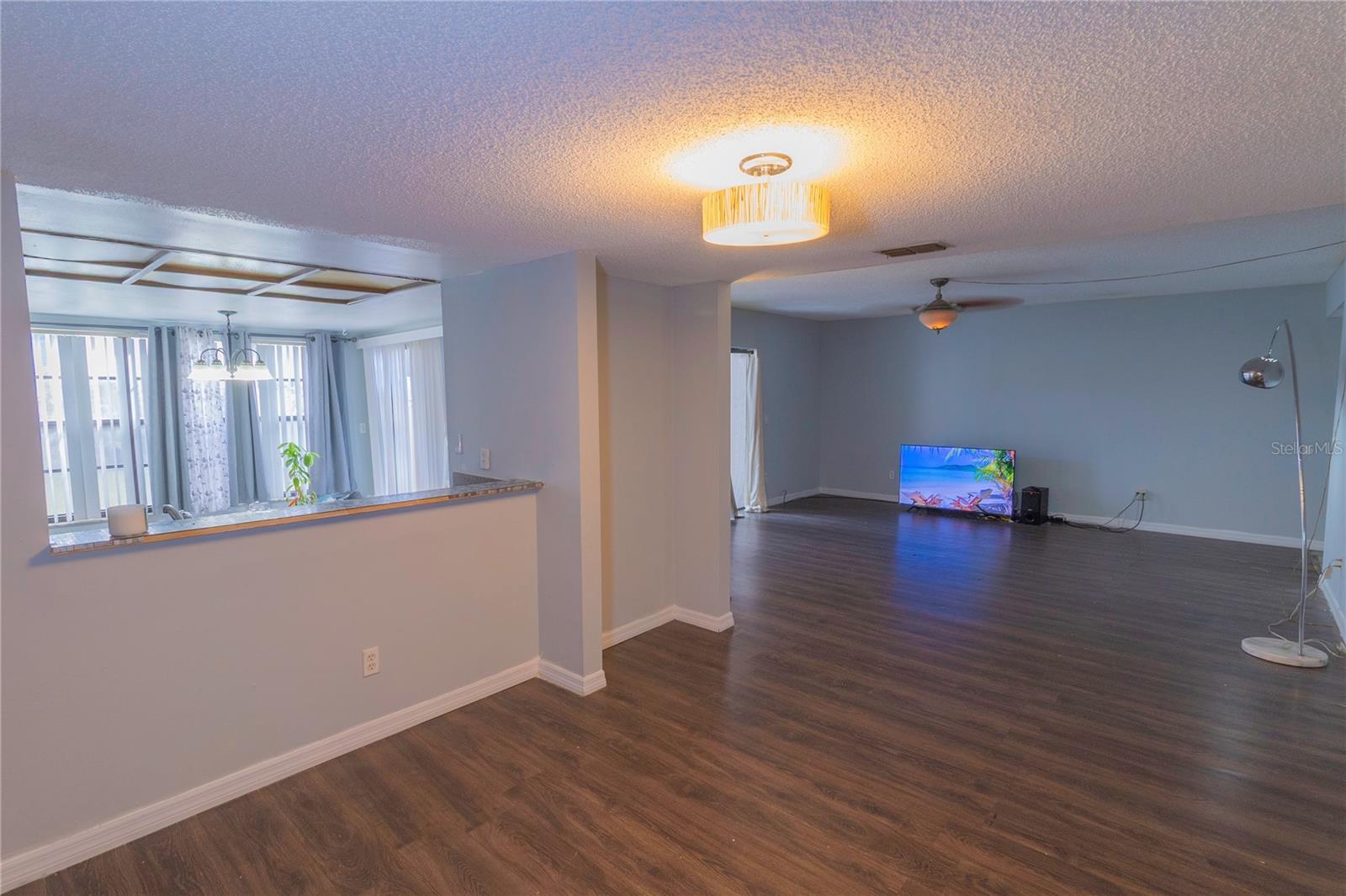 Image 7 of 23 For 4605 Puritan Road 4605