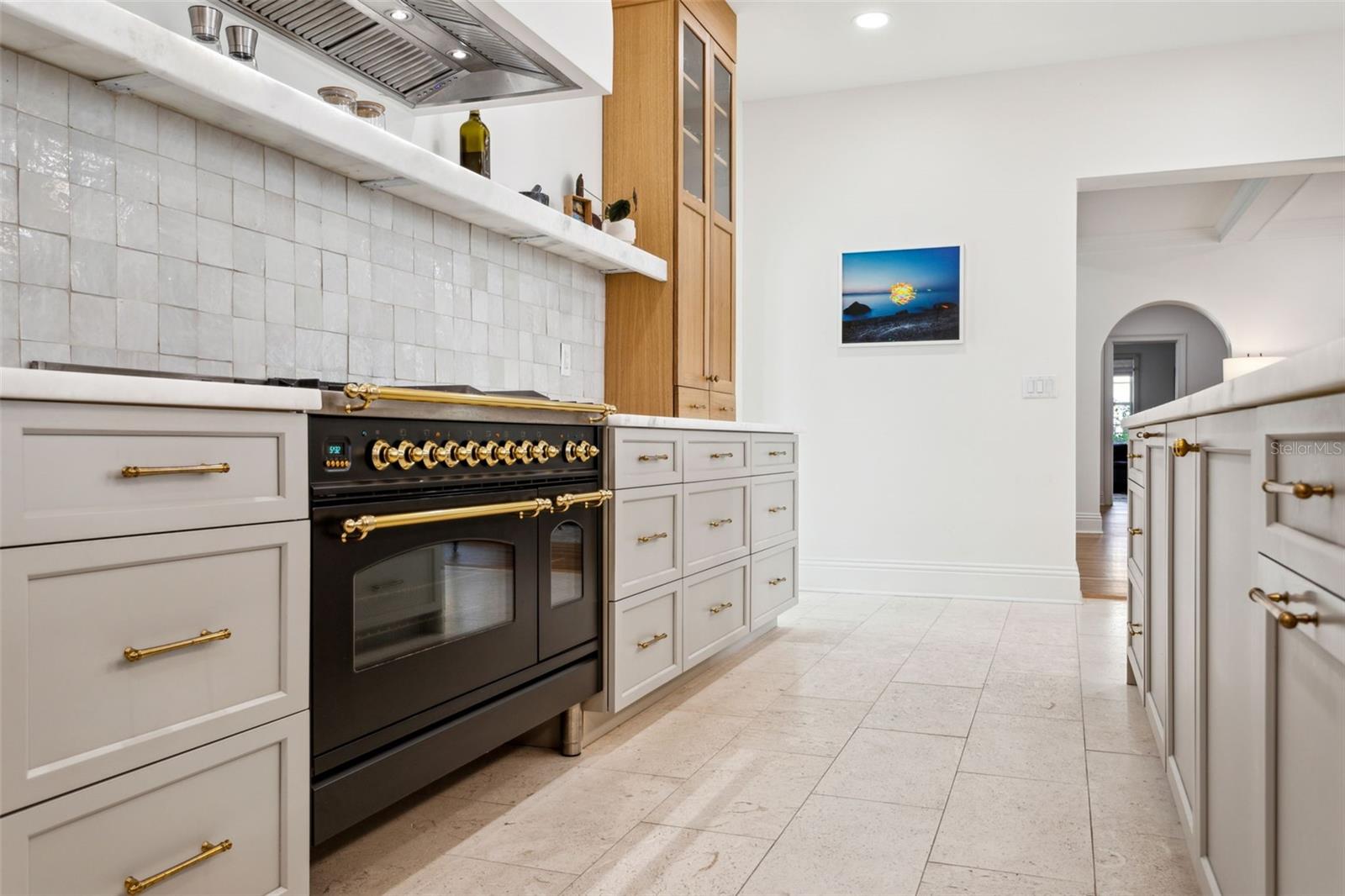 Image 13 of 50 For 54 Aegean Avenue