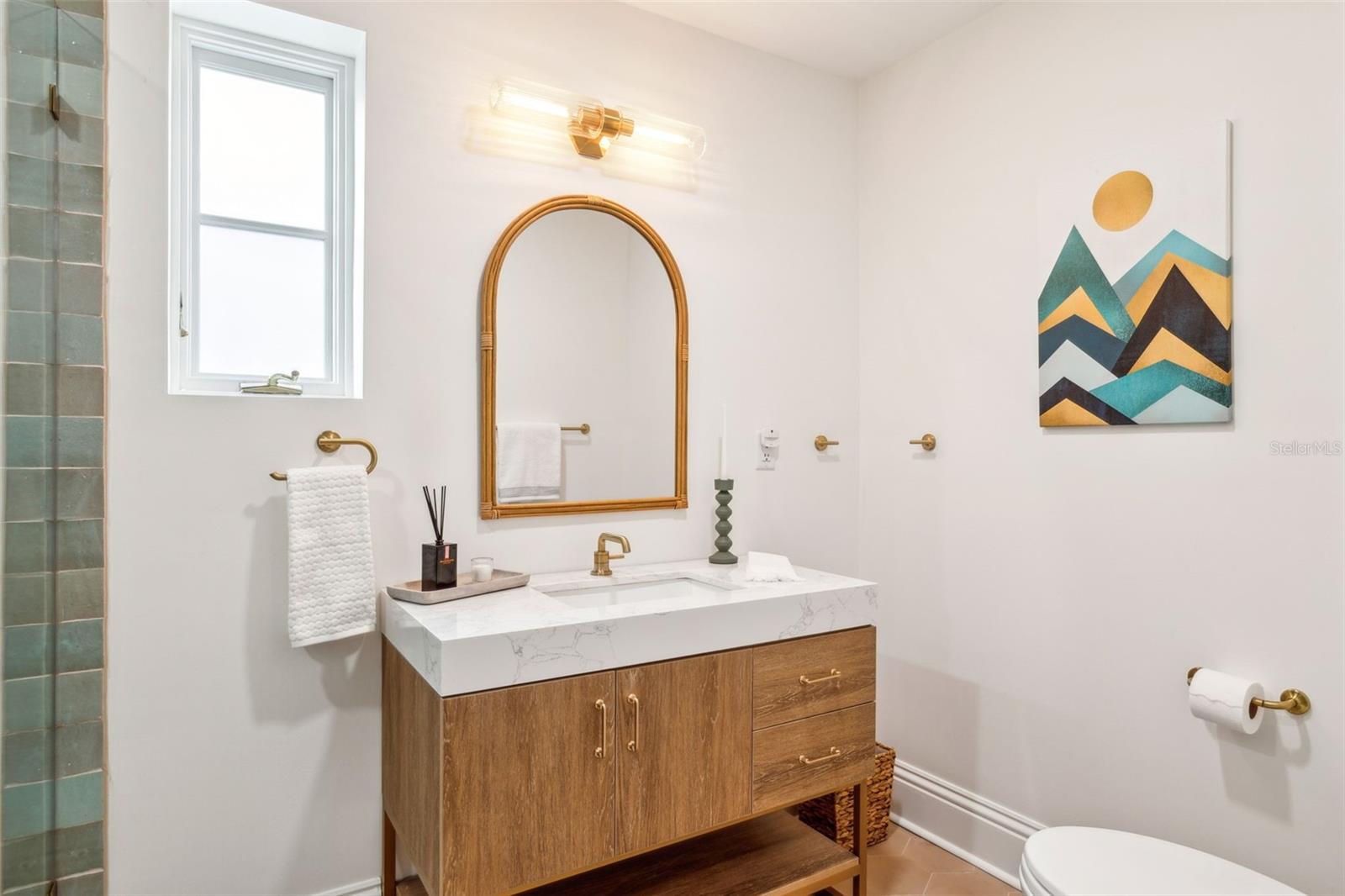 Image 24 of 50 For 54 Aegean Avenue